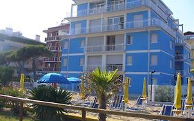 Condominio La Piramide